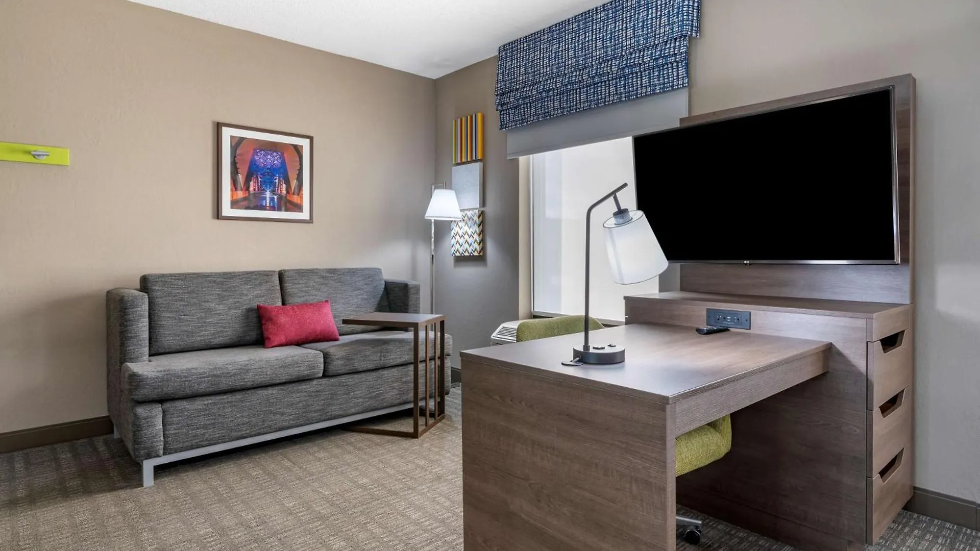 Hampton Inn & Suites Louisville East 3*,  United States