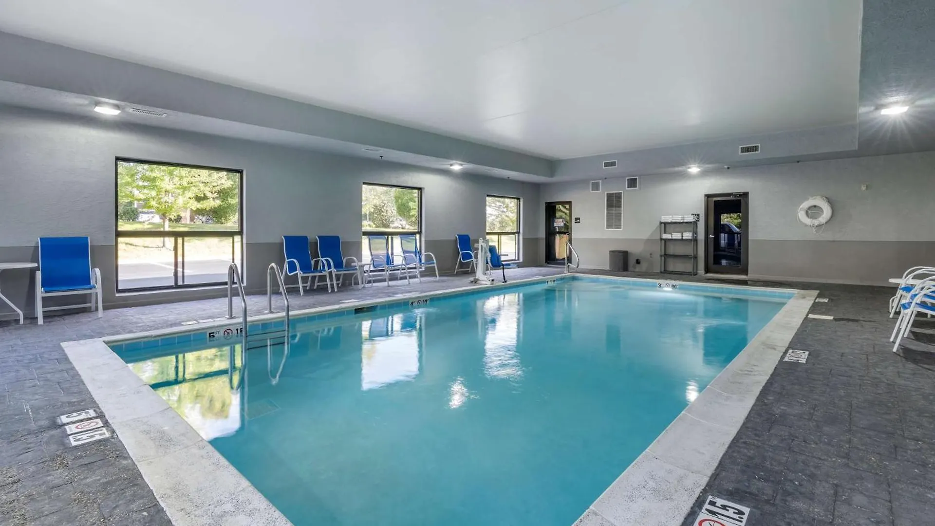 Hotel Hampton Inn & Suites Louisville East
