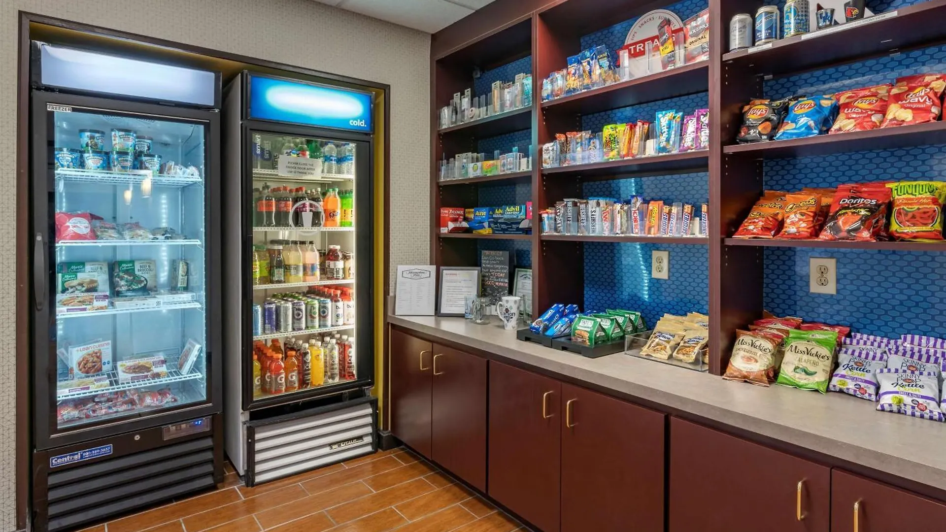 Hampton Inn & Suites Louisville East