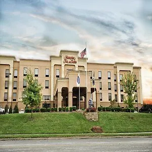 Hampton Inn & Suites Louisville East